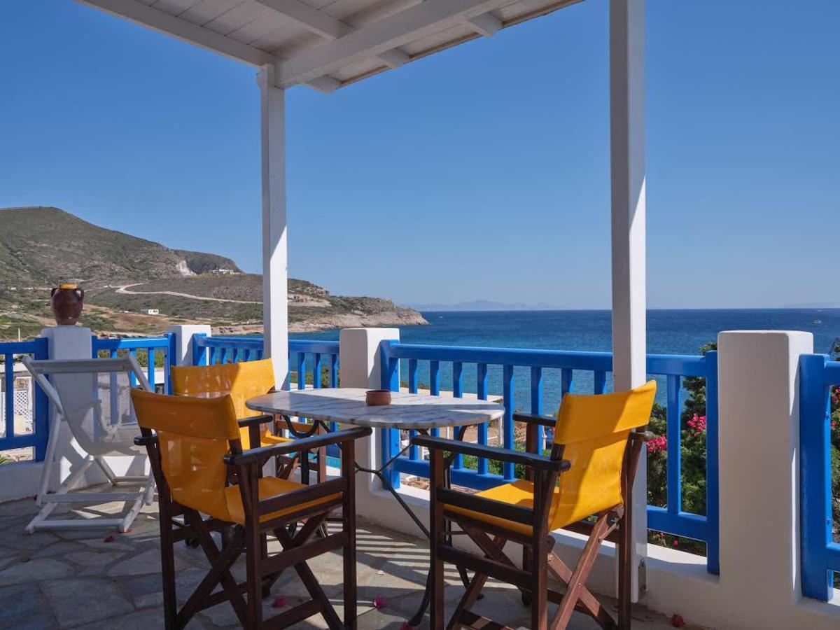 Blue Dolphin Antiparos Villas And Suites Agios Georgios  Eksteriør billede