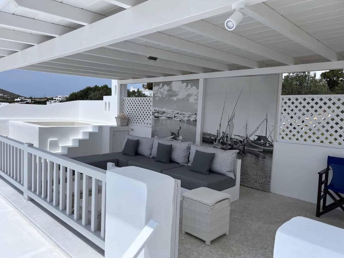 Blue Dolphin Antiparos Villas And Suites Agios Georgios  Eksteriør billede