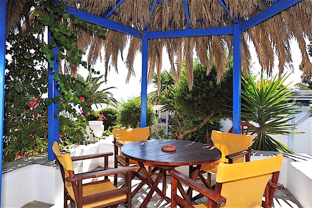 Blue Dolphin Antiparos Villas And Suites Agios Georgios  Eksteriør billede