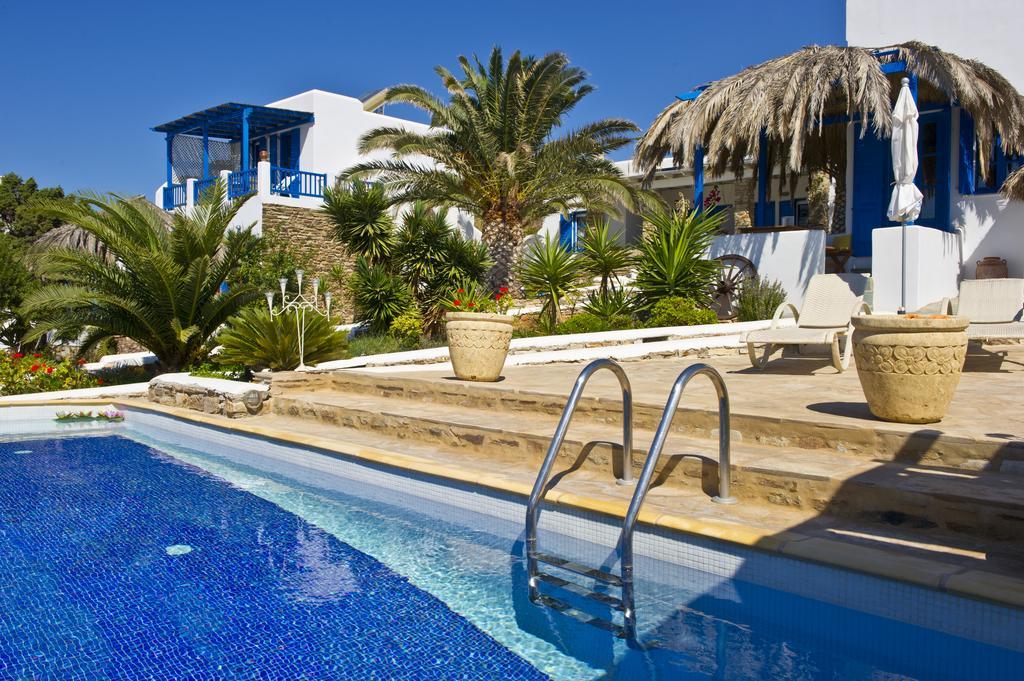 Blue Dolphin Antiparos Villas And Suites Agios Georgios  Eksteriør billede